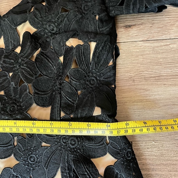 NA-KD Cold Shoulder Crochet Midi Dress. - Picture 4 of 14